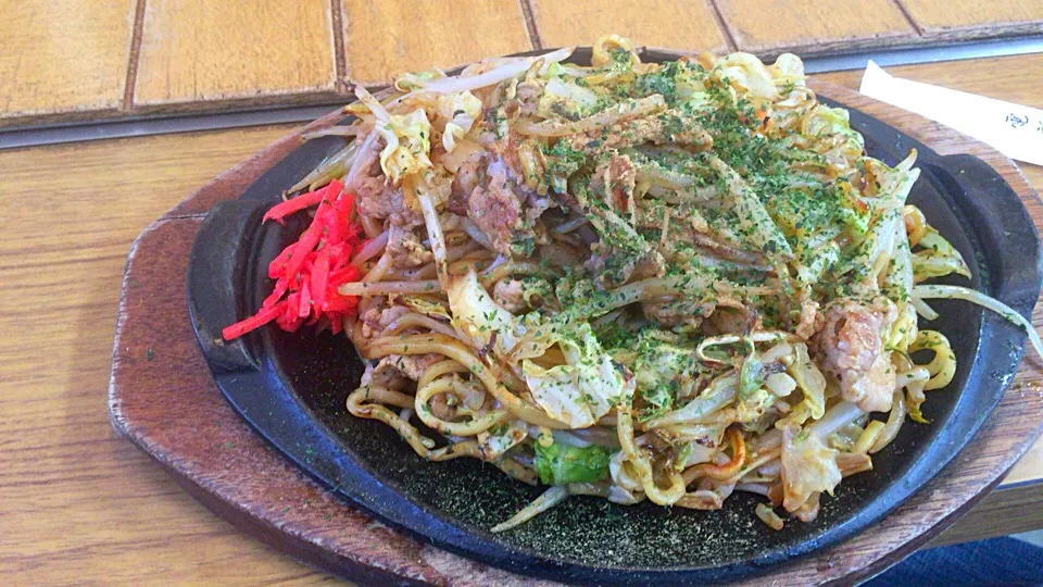 肉入り焼きそば|ケンケンさん