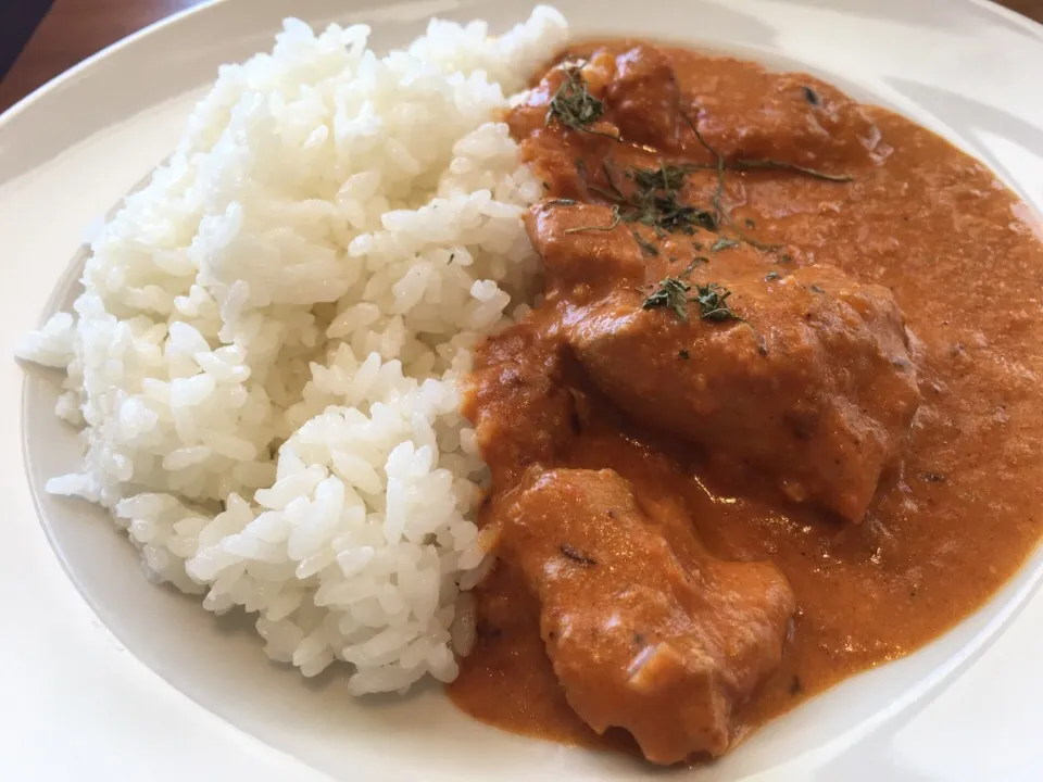 行きつけカフェのバターチキンカレー|なななさん