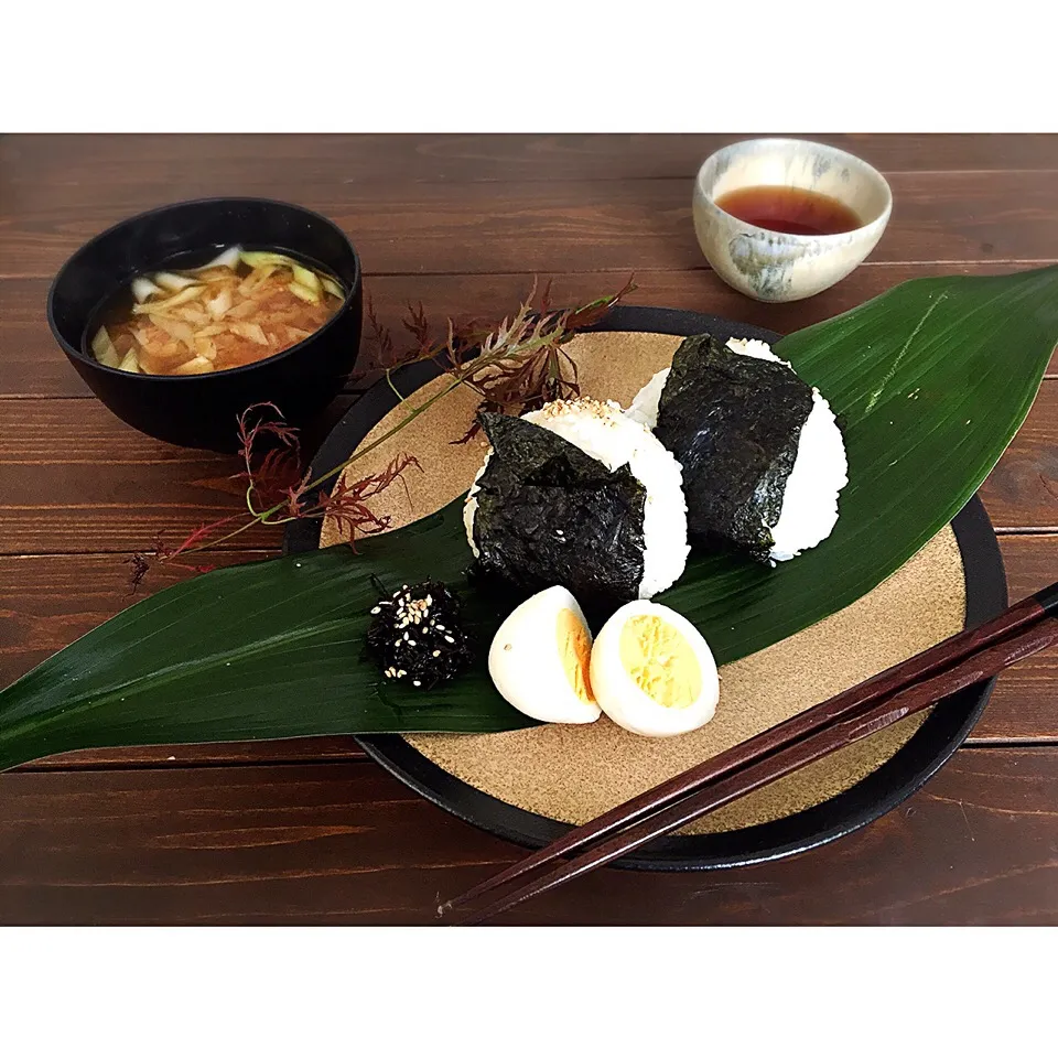 炊き立てご飯でおむすび🍙|welcomeizumiさん