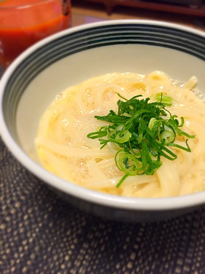 カツオ出汁で食べる釜玉うどん😋|Takaki Sasakiさん