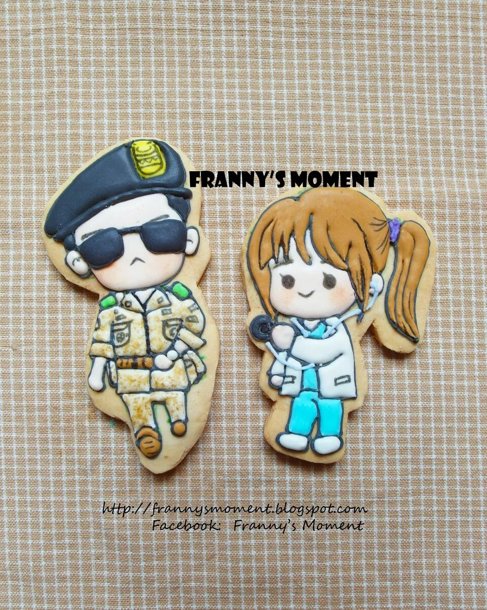 Icing  cookies 
Korea drama - Descendants of the sun|Frannyさん