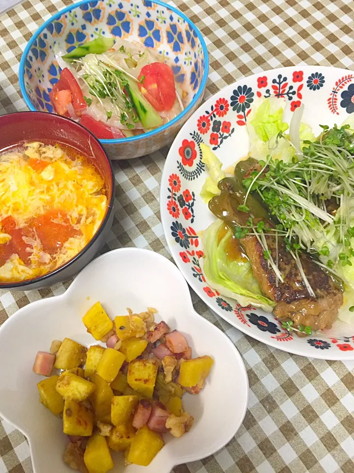 ピーマンの肉詰め🌱野菜のマリネ🌱トマトのフワフワ卵スープ🌱サツマイモとベーコン、胡桃の塩バター|☆光るさん