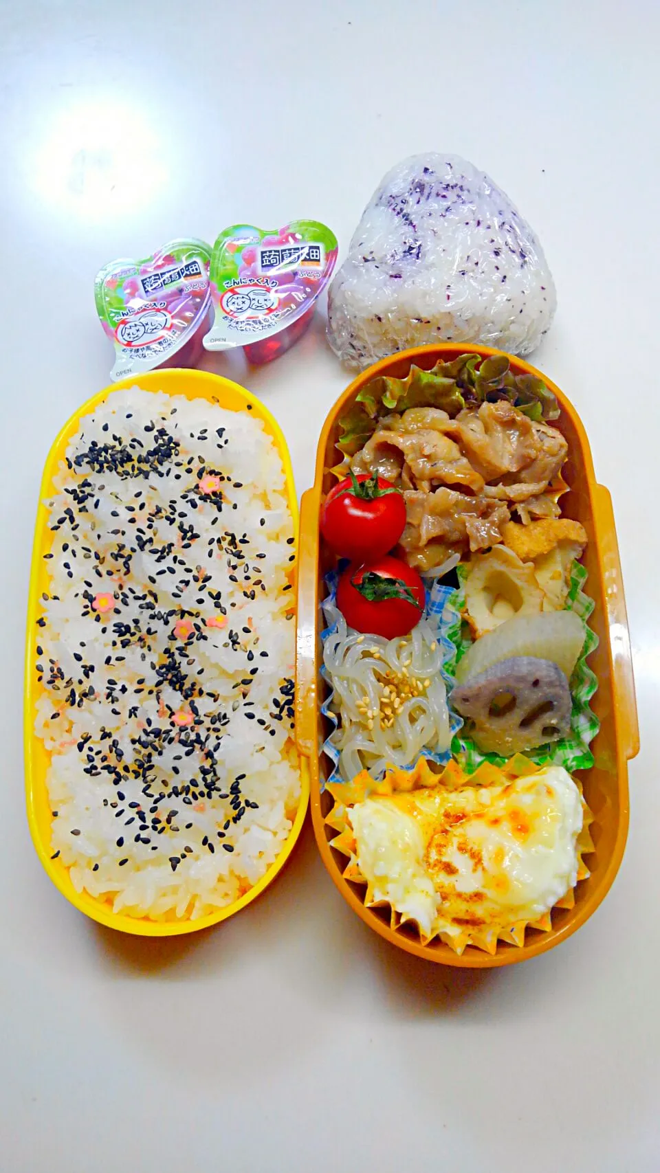 #娘弁当 #中学生 #演奏会 #豚塩レモン #糸こん金平 #煮物 #卵マヨグラタン|Sumie Matushitaさん