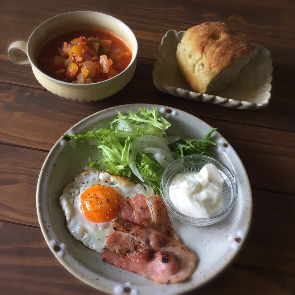 今日の朝ごはん|ぺんぎんさん