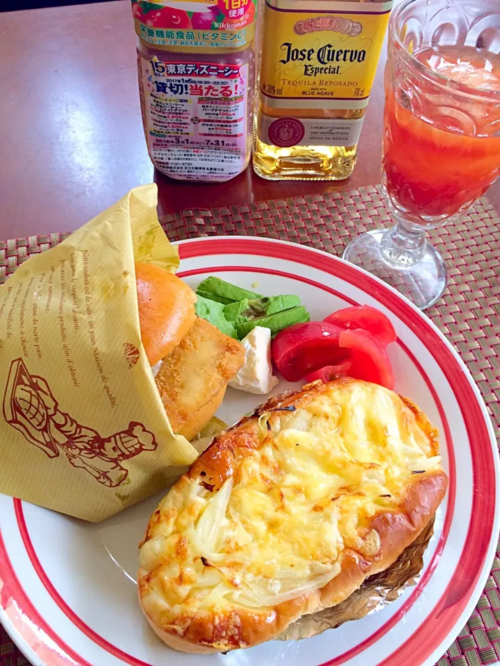 Snapdishの料理写真:Brunch Plate🍹焼きたて揚げたて♨️|🌈Ami🍻さん