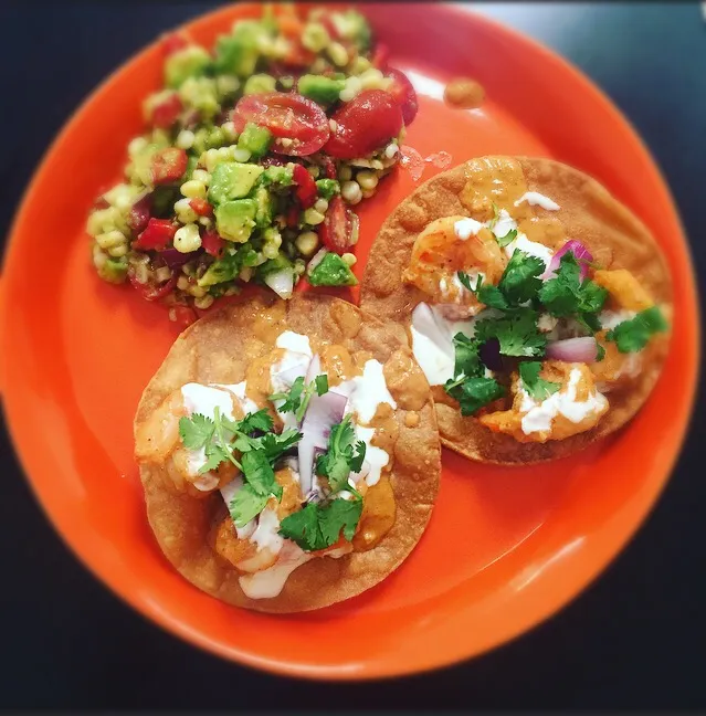 Flamed chipotle shrimp tostada|Foodieさん