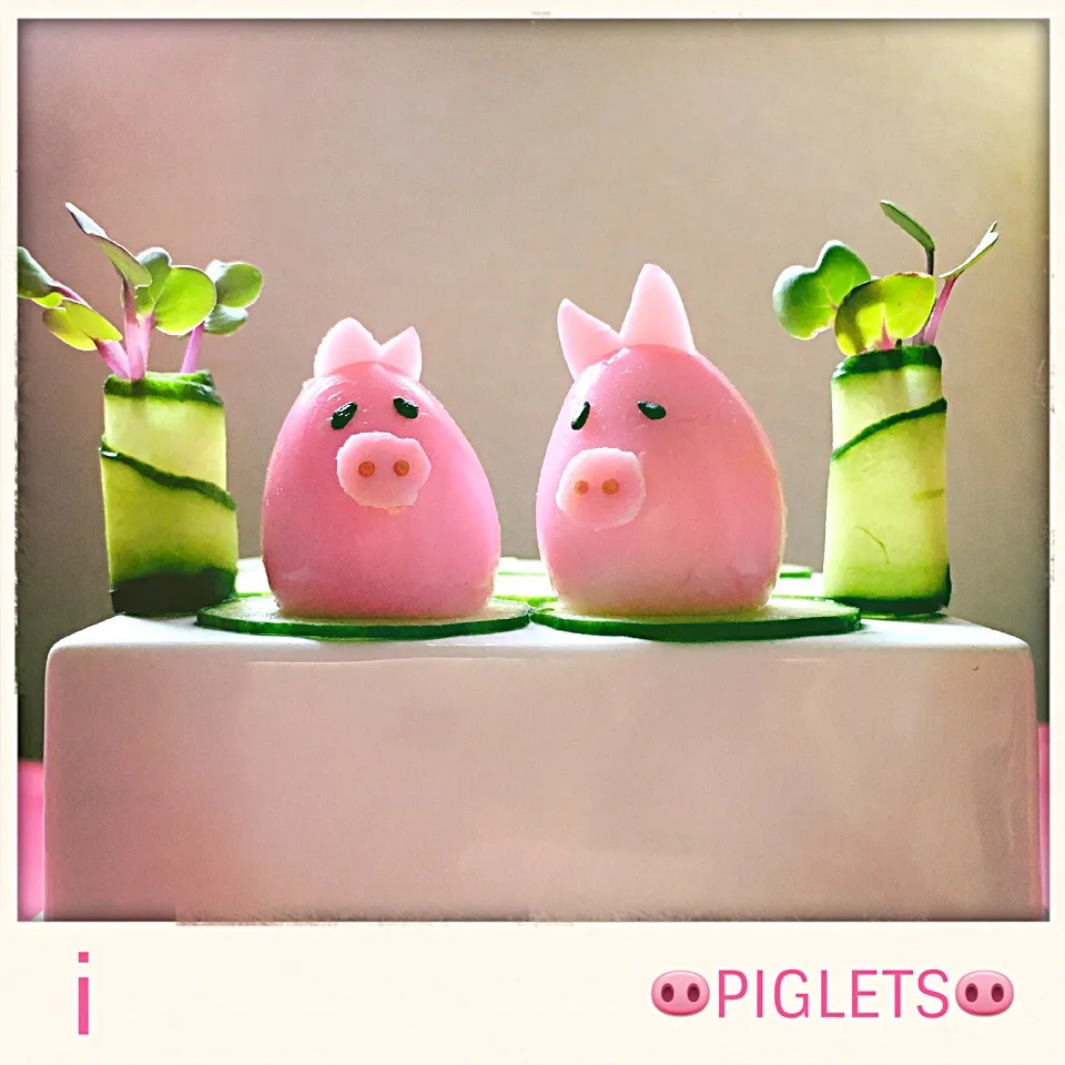 toccaさんの料理 🐷 ピンクのぶたさん 🐽 【Pink piglets made of quail eggs】|izoomさん