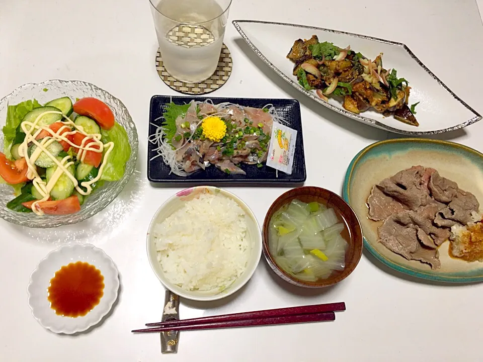 鯵のたたき、サラダ、茄子の味噌炒め、白菜スープ&牛肉おろし|めぐみさん