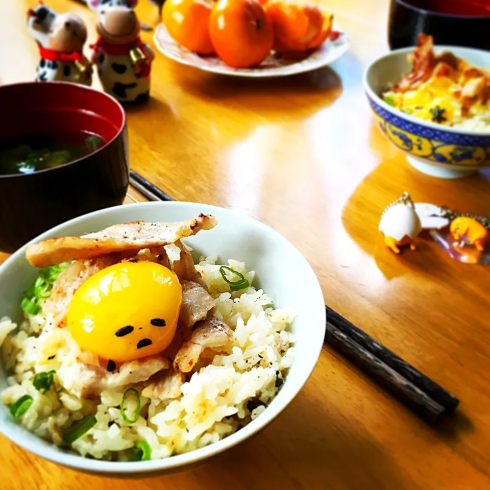 Rice with Seared pork belly and ぐでたま ^_^|SweeTeaさん