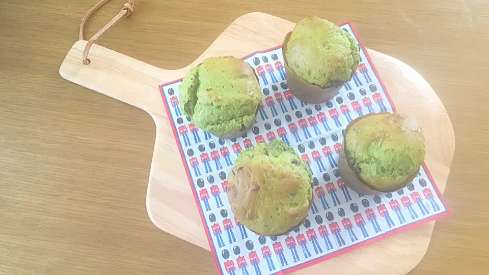 葉酸入りの抹茶とチョコチップのマフィン|emiさん