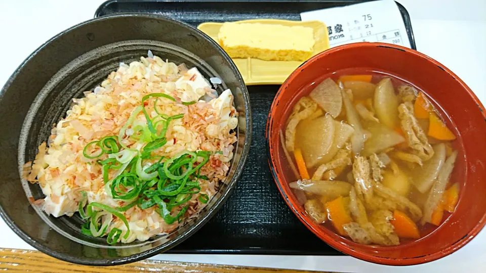 豆腐ぶっかけ定食 けんちん汁で|まぐろさん