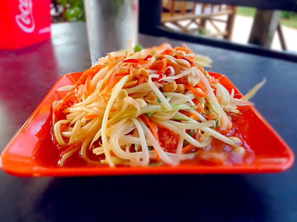 papaya salad (somtum) #thaifood 
It's very spicy 👌🏻👌🏻|uni unさん