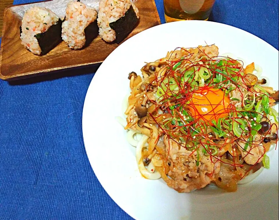 Snapdishの料理写真:豚すき焼き風うどん＆ミニおにぎり♡|♡MAMI♡さん