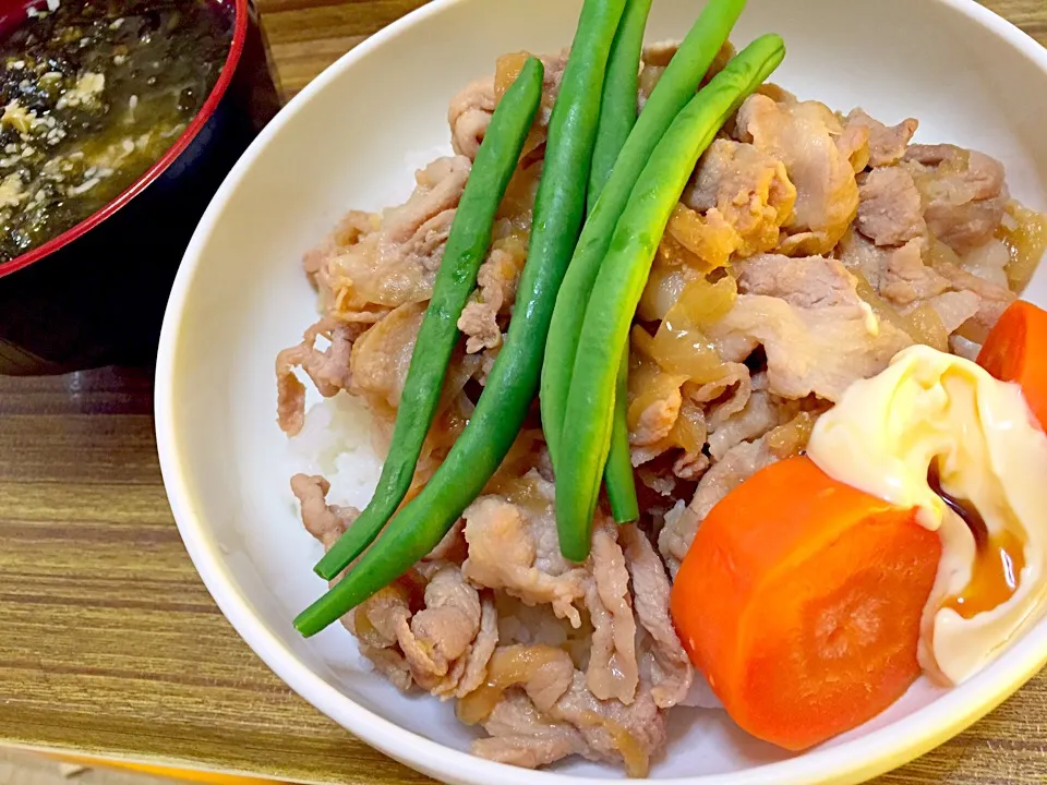 温野菜豚丼&岩のりのおみそ汁♪|なささん