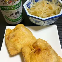 Snapdishの料理写真:今夜のおつまみ❤️
納豆キムチお揚げ包み&ピリ辛もやしナムル|蘭さん