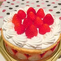 Snapdishの料理写真:イチゴのケーキ|きむさん