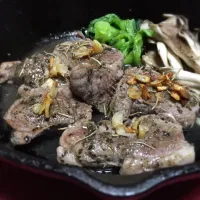 ラム肉のステーキ|さかもとさん