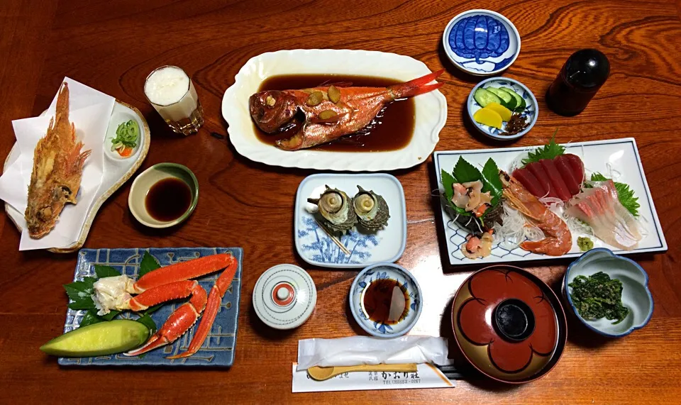 Snapdishの料理写真:西伊豆堂ヶ島、温泉民宿かおり荘の夕食😳|Junko Tominagaさん