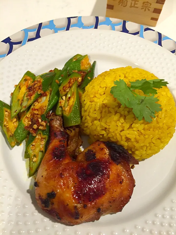 Lemongrass & Tumeric Grilled leg of Chicken & Rice, with a side of Sambal Okra to complete the meal.|Aunty Gさん