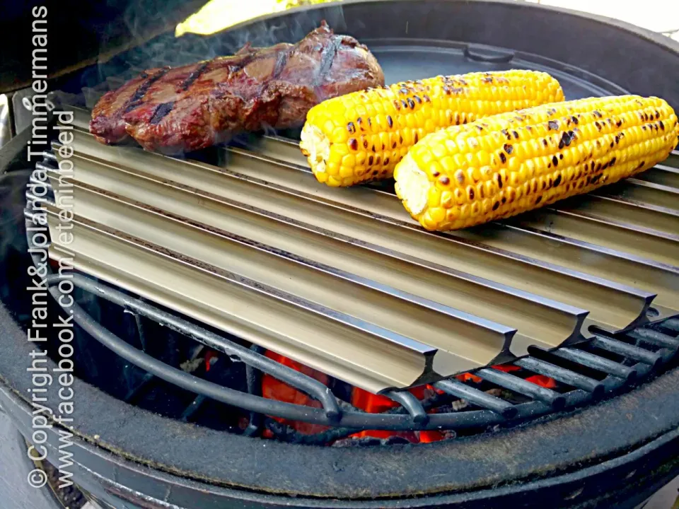 Grilling on the grill grate|Frank&Jolanda - Eteninbeeldさん