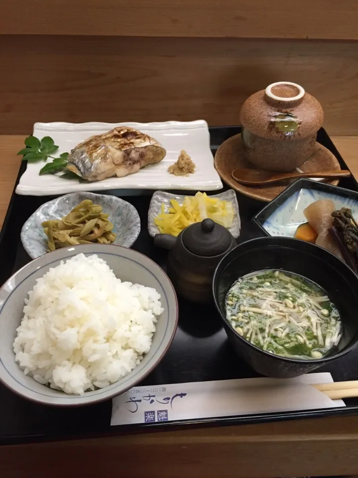 焼き魚定食|Yoshihiro Iwasakiさん