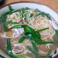 Snapdishの料理写真:越後もちぶたと越後山えのきのネギラーメン♪|kamiyaさん