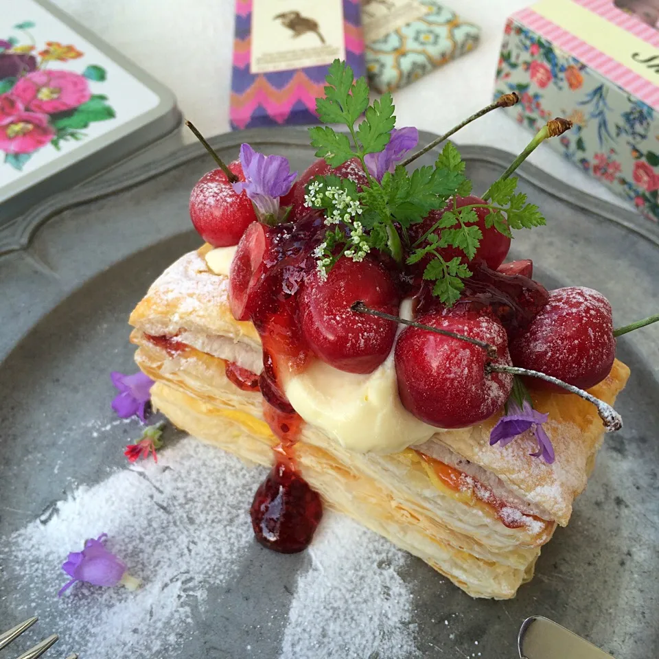 Snapdishの料理写真:Cherry millefeuille🍒|⋆͛*͛wandering.cat⋆͛*͛さん