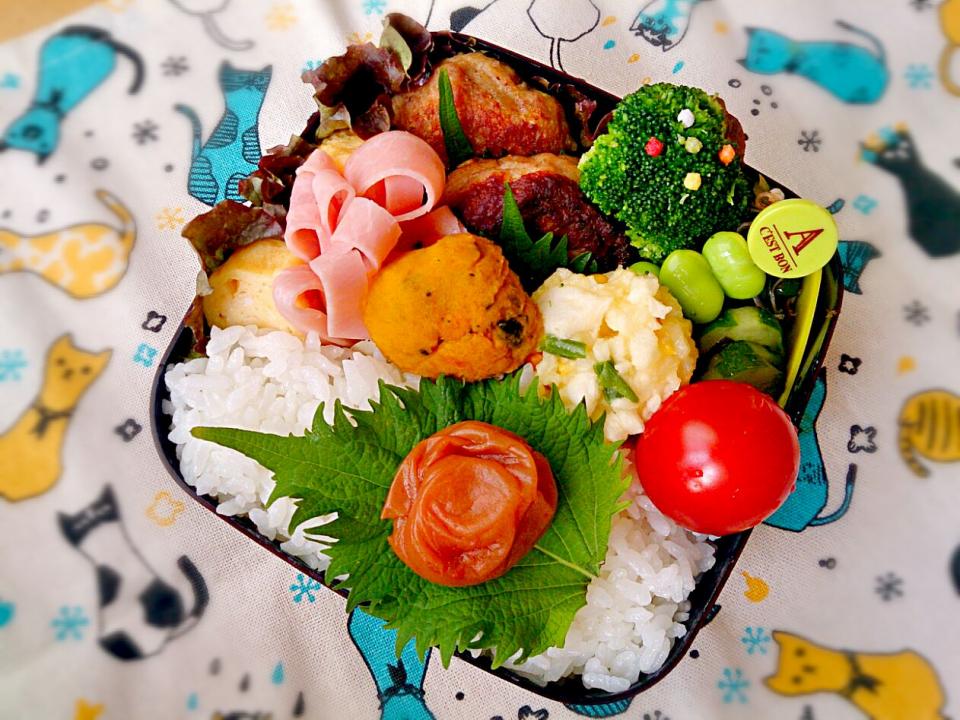 ネギ入り味噌つくね弁当。