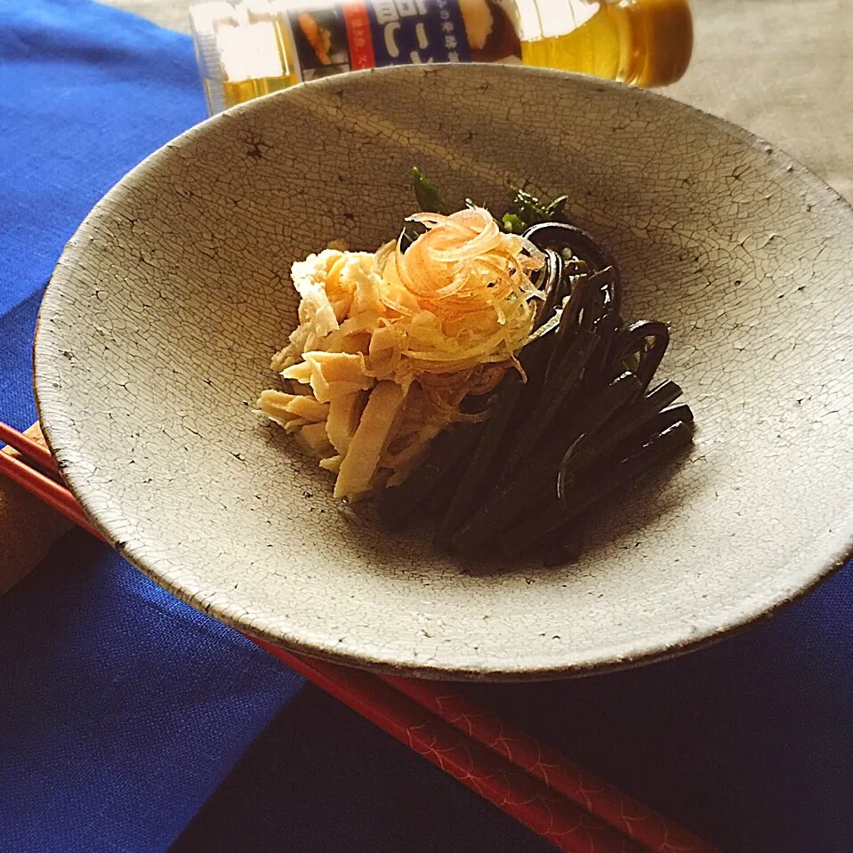 液塩仕込、蕨と蒸し鶏ナムル。|シローさん