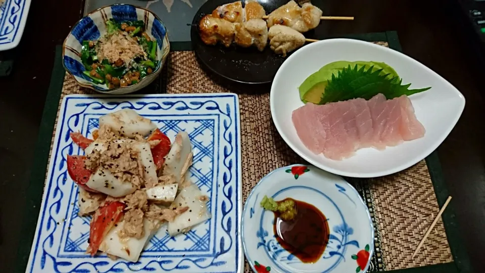 納豆&株とトマトのツナ合え&中トロ&焼き鳥|まぐろさん