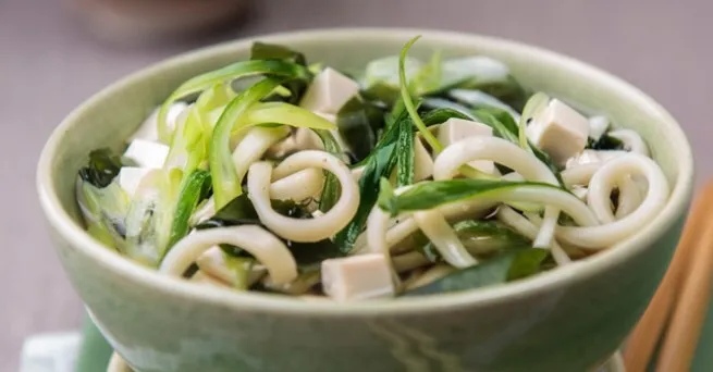 Tofu and Wakame Udon|💕Food Love💕さん