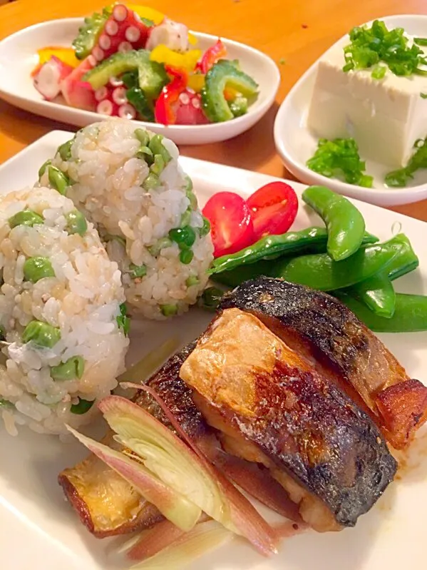 豆ご飯と鯖の塩焼き|ゆうやけラララさん