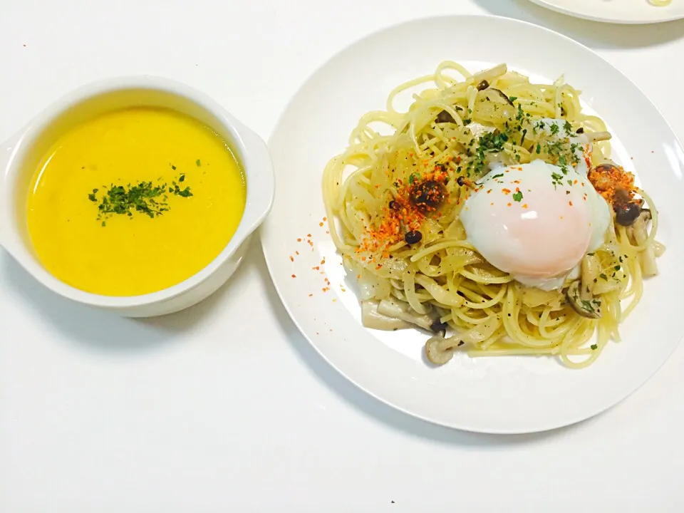 Snapdishの料理写真:きのこ和風パスタ 
カボチャスープ*\(^o^)/*|Kei21さん