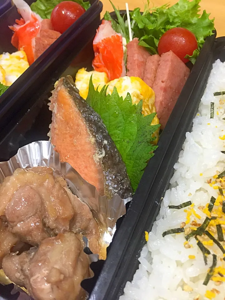 Snapdishの料理写真:今日の親父弁当！|沖縄「ピロピロ」ライフさん