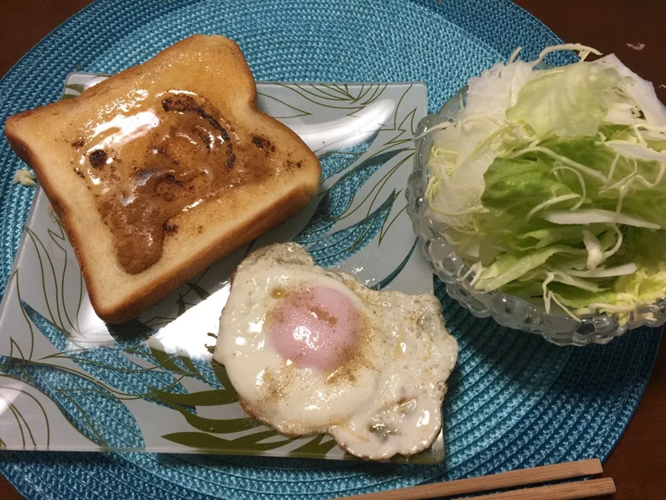 トースト（ココナッツオイル、シナモン）|愛ペガさん