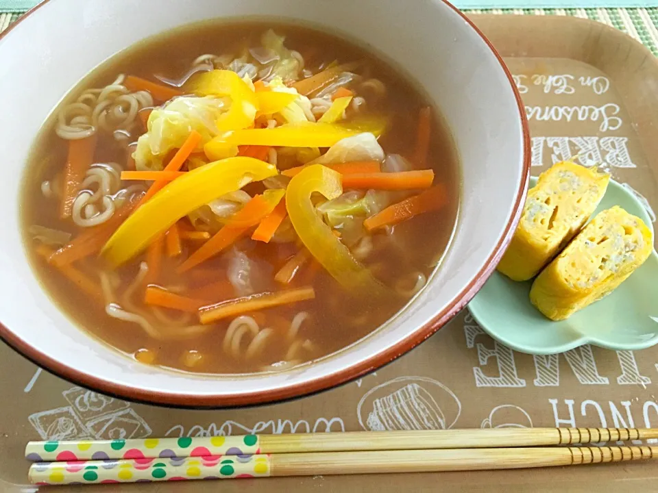 Snapdishの料理写真:♡野菜たっぷり味噌ラーメン&しらす卵焼き♡|miyuさん