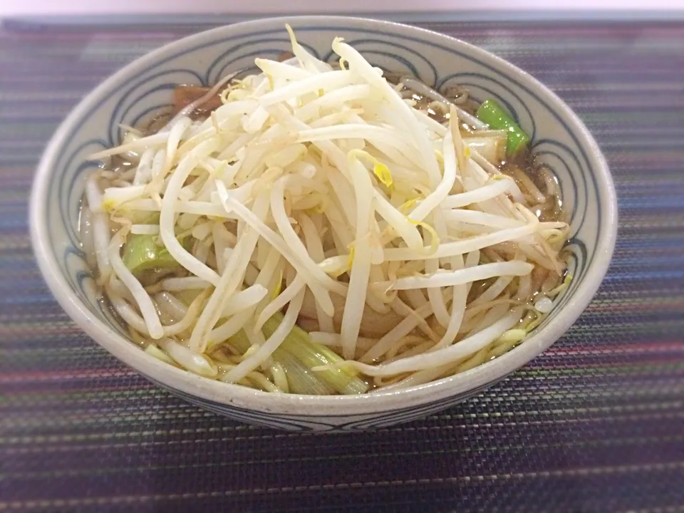 インスタント麺に野菜をドパー！！|あいさん