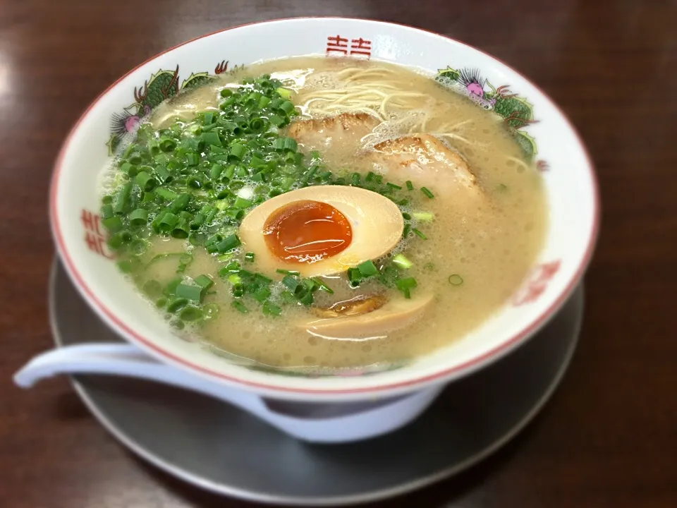 鹿児島のごはんや麦、博多ラーメン|ひろゆきさん