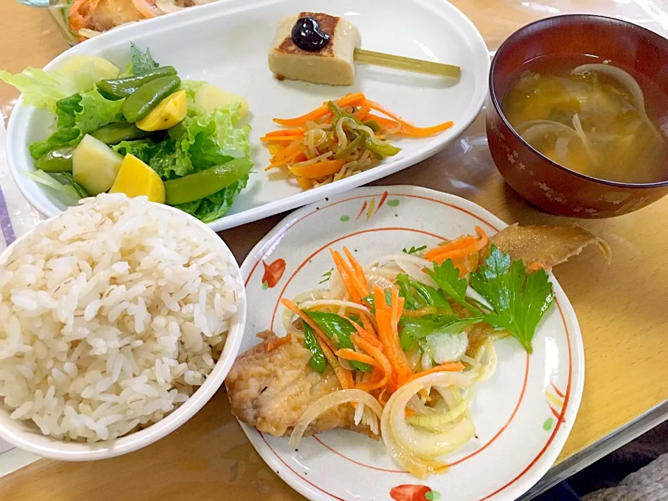 まごわやさしい晩ご飯🐟ゲタ南蛮漬け|かわちさん