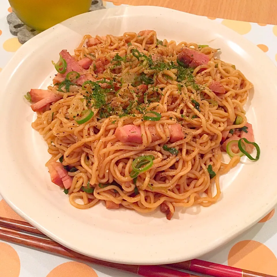 チャーシューと九条ネギの屋台焼きそば|かぴこさん