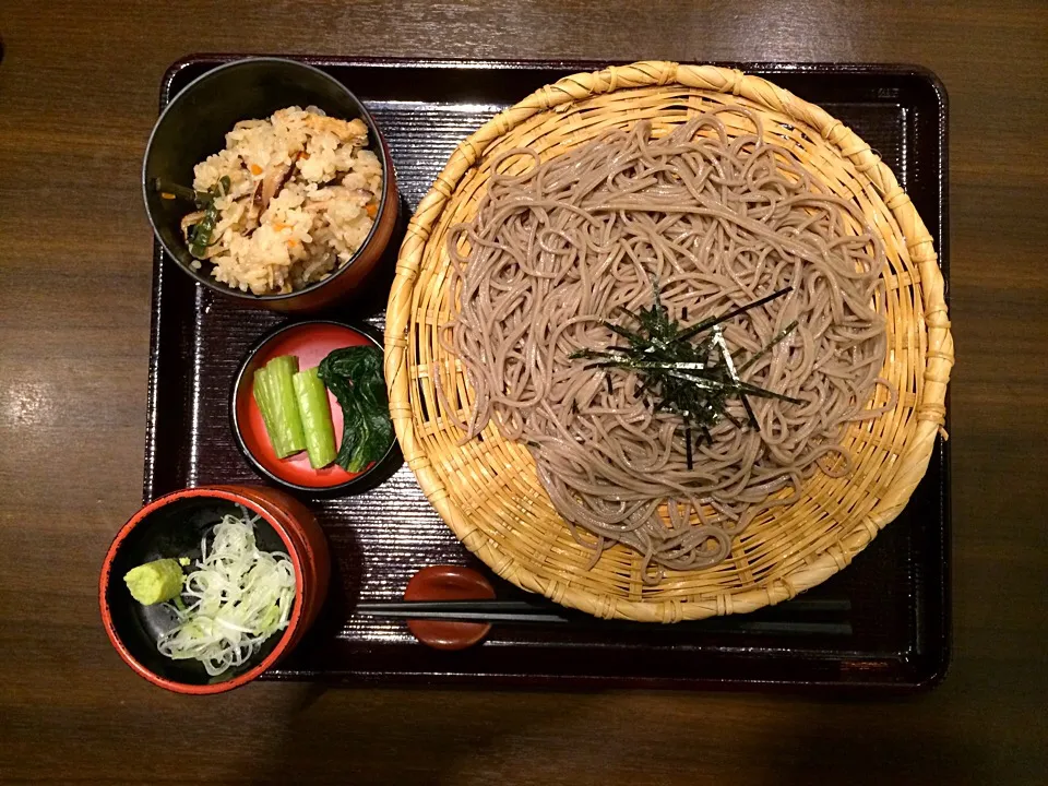 ざるそば定食•追加そば半玉|ばーさんさん