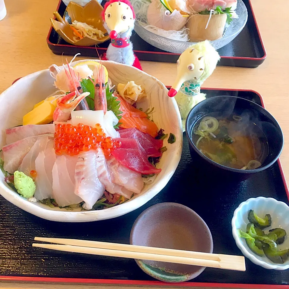 道の駅、うみてらす名立の海鮮丼(名前失念)|negion36さん