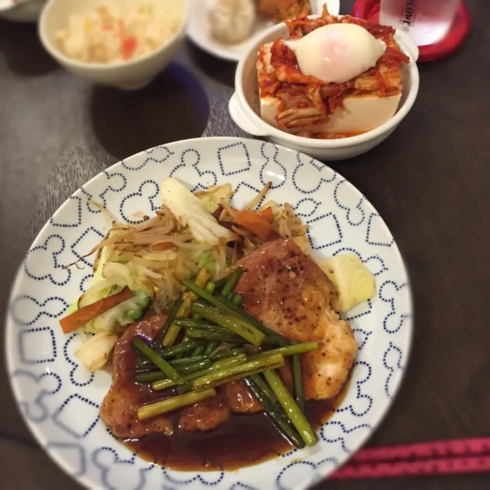 ポークソテー❣️
スタミナがつく料理ってリクエストだったのでにんにくの芽をつけて⭐︎|NanaMOさん