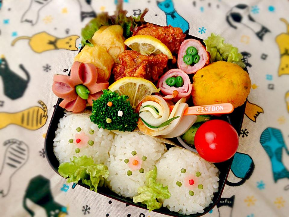 唐揚げ弁当。