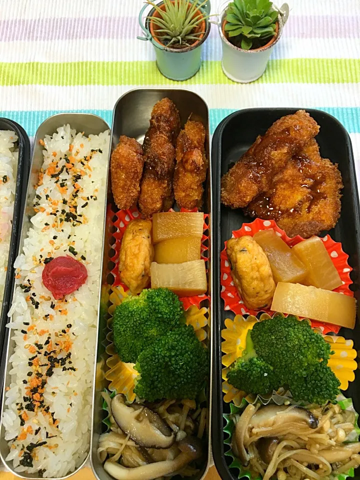 Snapdishの料理写真:とんかつ 大根とがんもの煮物 ブロッコリー きのこ炒め弁当。|Kumiko Kimuraさん