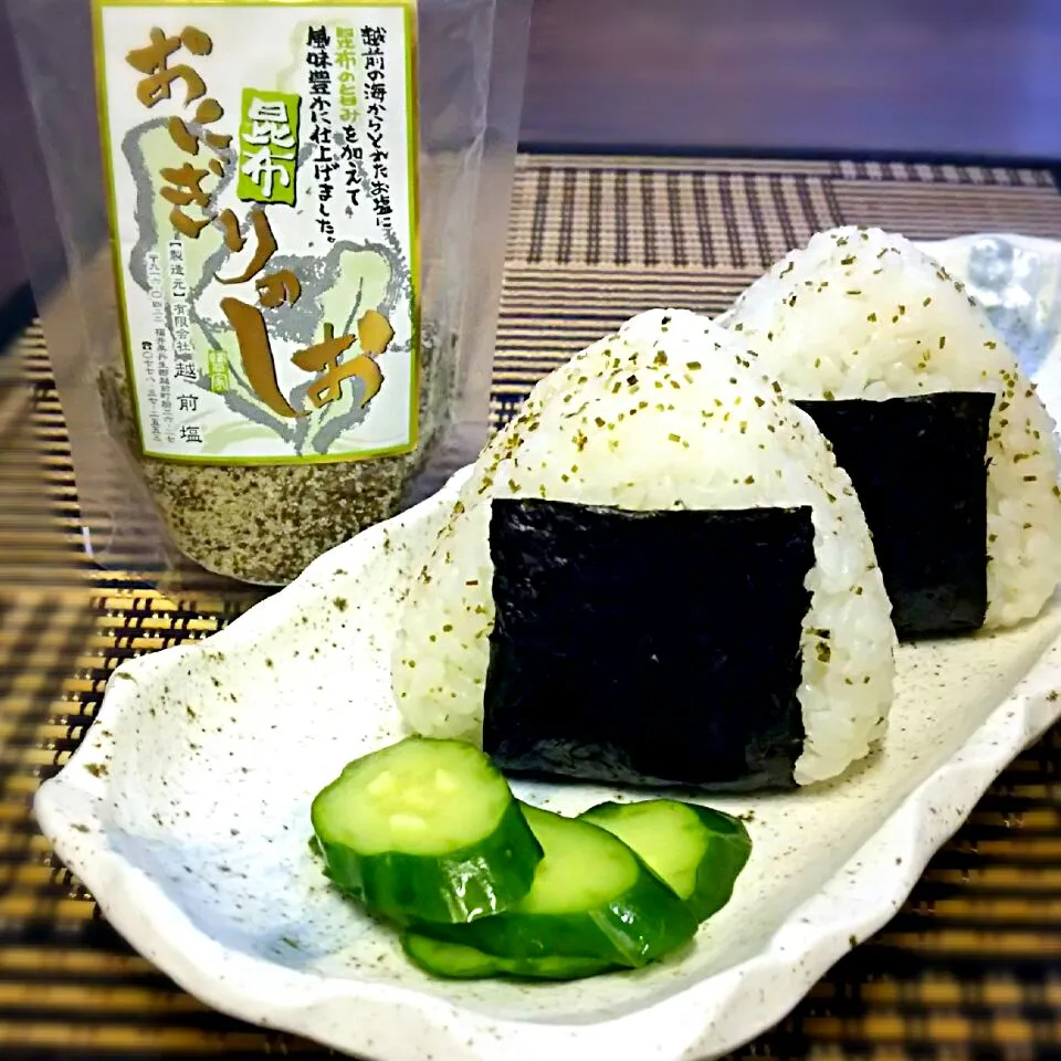 おにぎり|お茶菓子さん