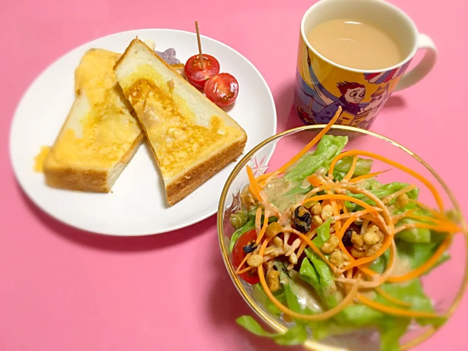 朝から元気に朝食たべて(*^^*)5/13|おまめさん