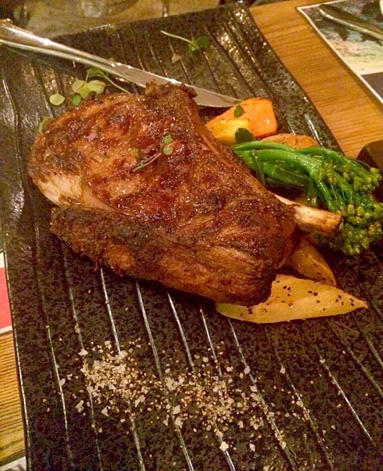 斧頭扒bone in ribeye😍|iristskさん