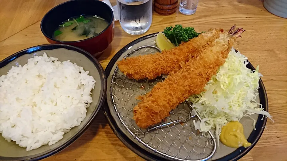 Snapdishの料理写真:エビフライランチ|まぐろさん