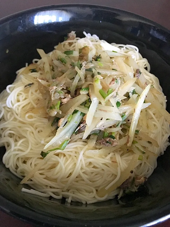 『ジャガイモとパクチーの金平素麺』|shnskさん